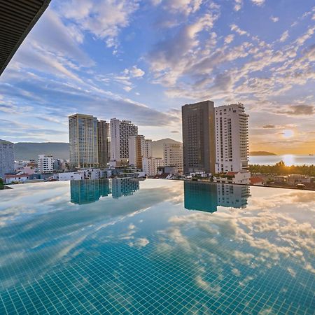 Hotel Del Luna Boutique Дананг Екстер'єр фото